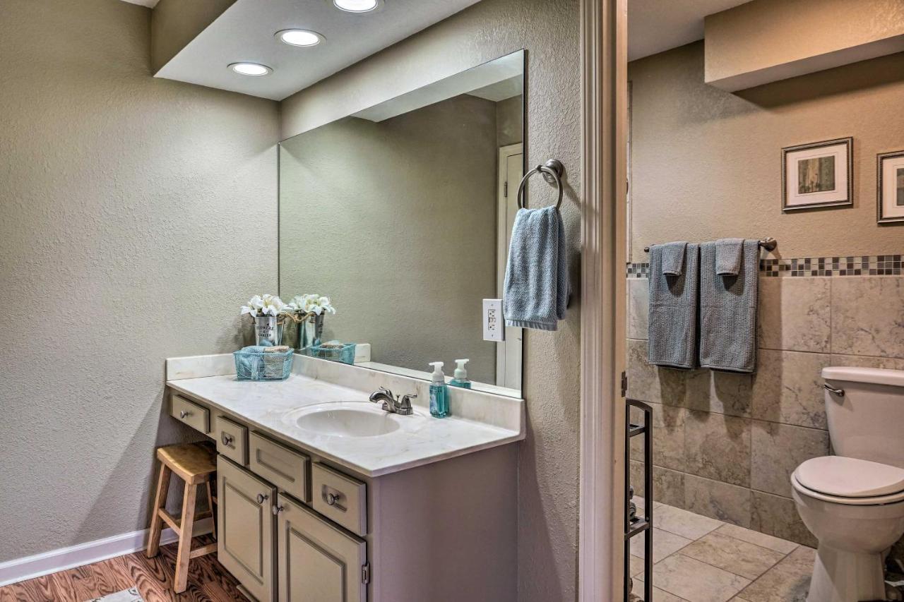 Condo Amidst Branson Action With Pool Access And Golf! Exterior foto